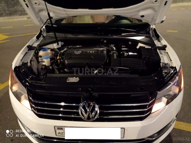 Volkswagen Passat 2015, 88,000 km - 1.8 l - Bakı