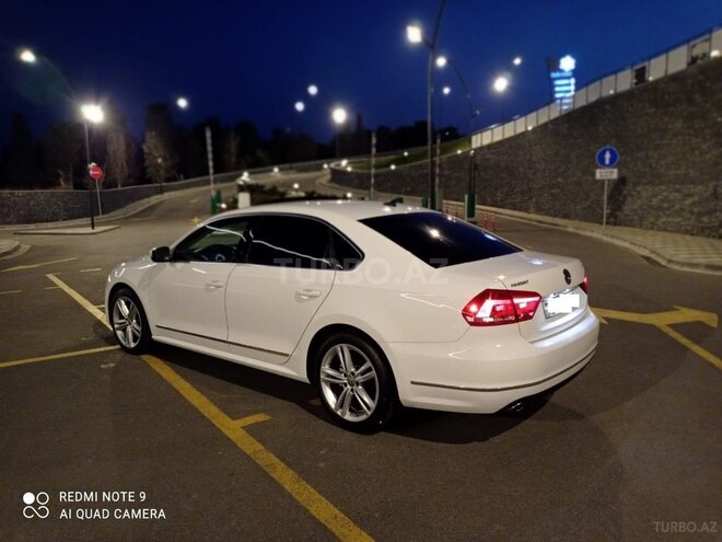 Volkswagen Passat 2015, 88,000 km - 1.8 l - Bakı