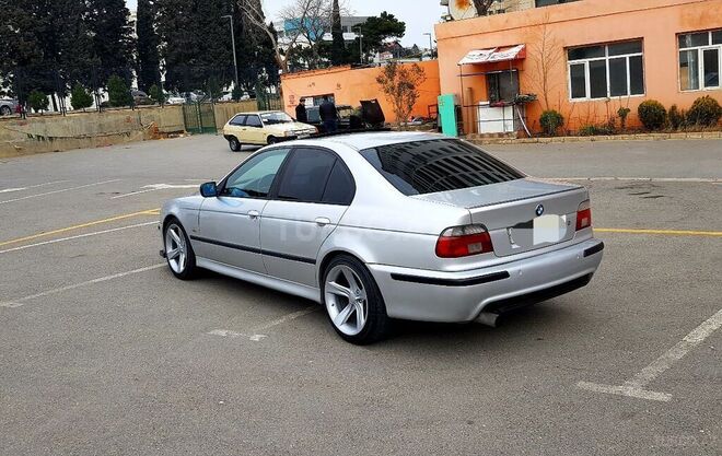 BMW 530 2000, 328,000 km - 3.0 л - Bakı