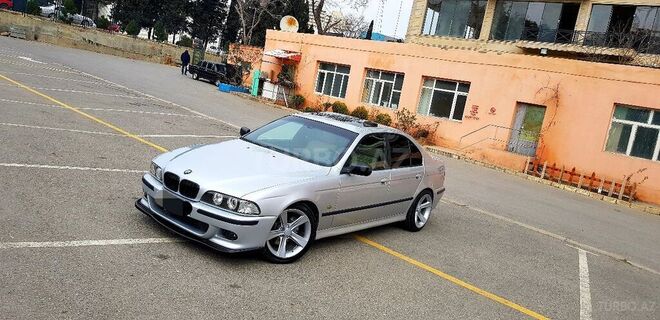 BMW 530 2000, 328,000 km - 3.0 л - Bakı