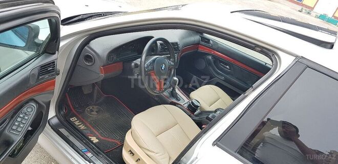 BMW 530 2000, 328,000 km - 3.0 л - Bakı