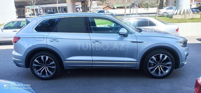 Volkswagen Touareg 2021, 2,200 km - 3.0 l - Bakı