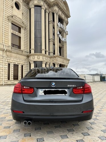 BMW 328 2015, 207,000 km - 2.0 л - Bakı