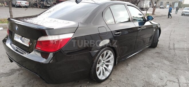 BMW 530 2005, 100,000 km - 3.0 l - Şəki