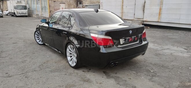 BMW 530 2005, 100,000 km - 3.0 l - Şəki