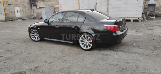 BMW 530 2005, 100,000 km - 3.0 l - Şəki
