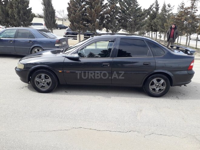 Opel Vectra 1998, 311,385 km - 1.6 л - Sumqayıt
