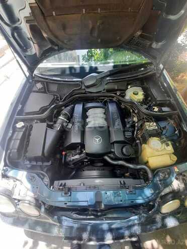 Mercedes E 240 2002, 410,000 km - 2.4 l - Bakı