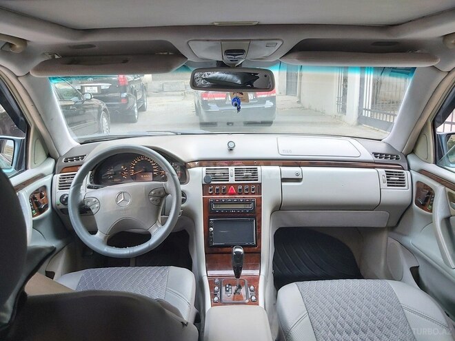 Mercedes E 240 2002, 410,000 km - 2.4 l - Bakı