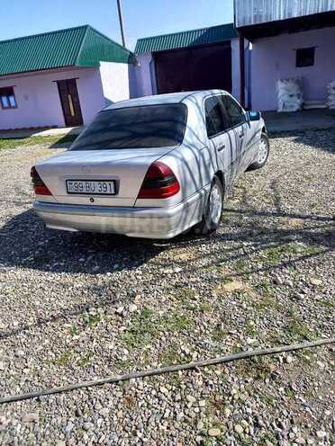 Mercedes C 180 2000, 207,639 km - 1.8 л - Ağcabədi