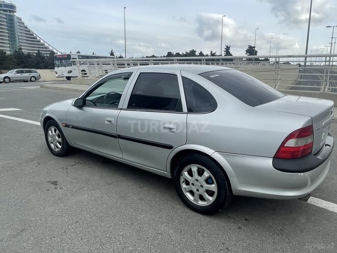 Opel Vectra 1997, 233,900 km - 1.8 l - Bakı