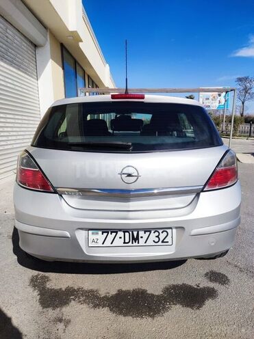 Opel Astra 2008, 132,000 km - 1.4 л - Göyçay