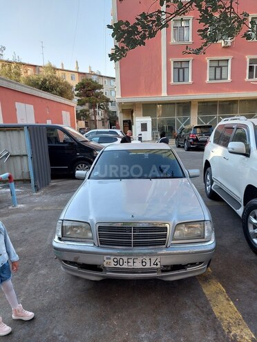 Mercedes C 220 1995, 40,000 km - 2.2 l - Bakı