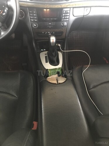 Mercedes E 240 2002, 303,000 km - 2.4 l - Şirvan