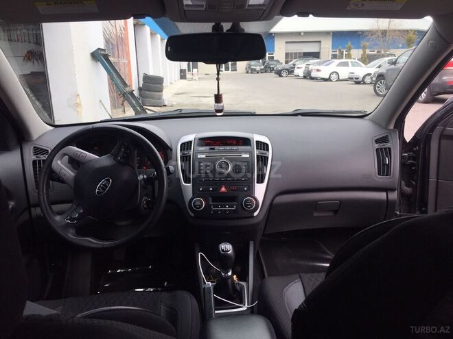 Kia Ceed 2009, 196,000 km - 1.6 l - Bakı