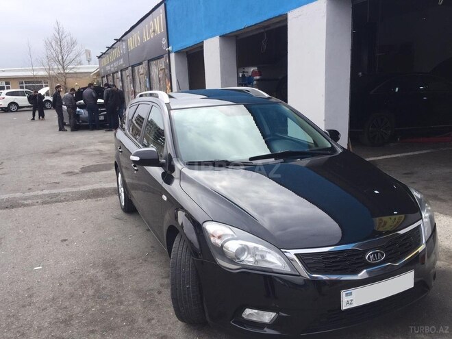 Kia Ceed 2009, 196,000 km - 1.6 l - Bakı