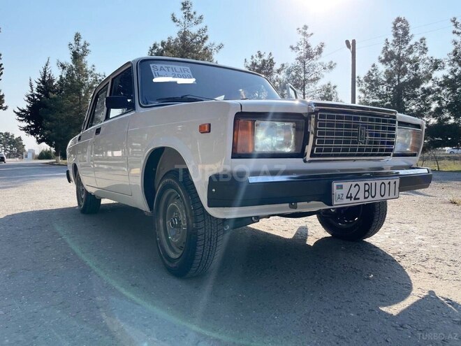 LADA (VAZ) 2107 2011, 92,000 km - 1.6 l - Salyan