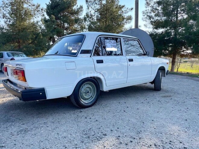 LADA (VAZ) 2107 2011, 92,000 km - 1.6 l - Salyan