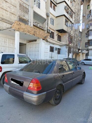Mercedes C 180 1994, 253,652 km - 1.8 l - Bakı