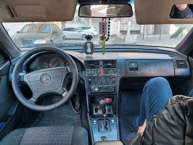 Mercedes C 180 1994, 253,652 km - 1.8 l - Bakı