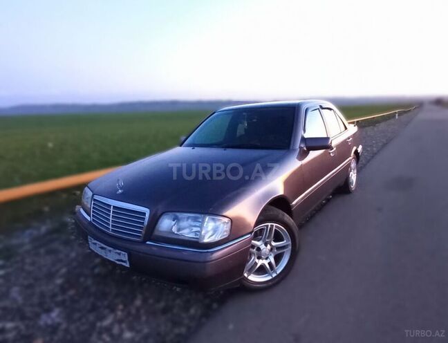 Mercedes C 200 1995, 264,000 km - 2.0 л - Şəki
