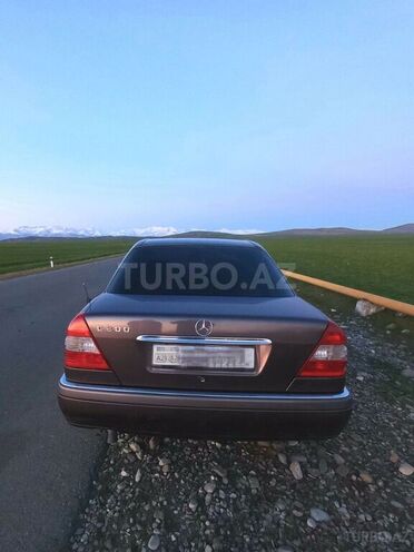Mercedes C 200 1995, 264,000 km - 2.0 л - Şəki