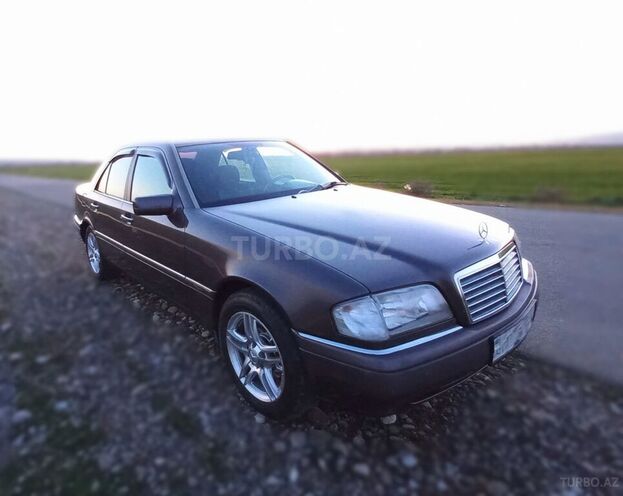 Mercedes C 200 1995, 264,000 km - 2.0 л - Şəki