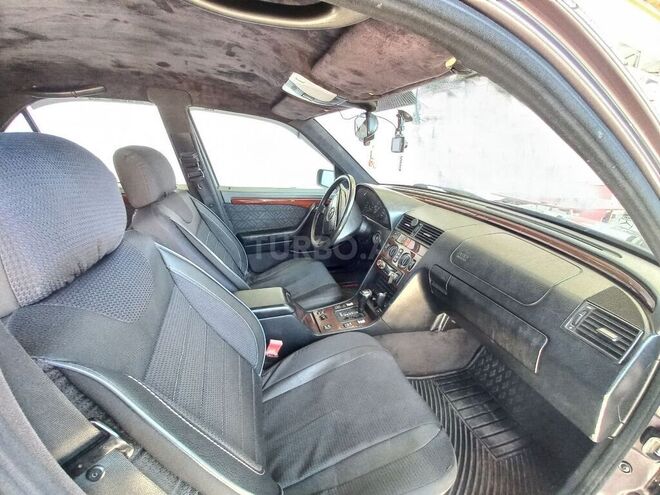 Mercedes C 200 1995, 264,000 km - 2.0 л - Şəki