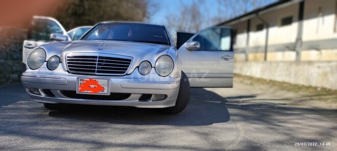 Mercedes E 220 1999, 450,000 km - 2.2 l - Şəki
