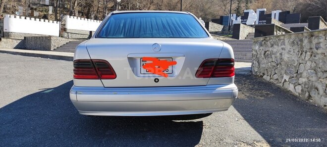 Mercedes E 220 1999, 450,000 km - 2.2 l - Şəki