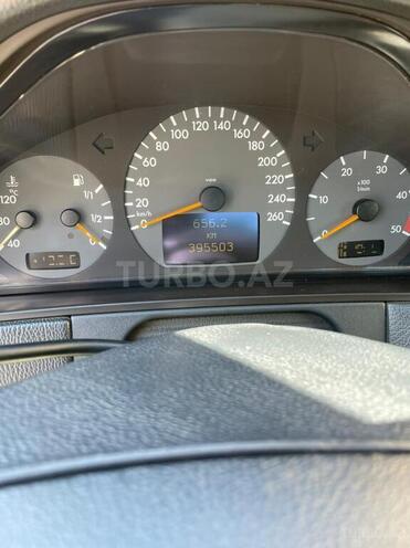 Mercedes E 270 2001, 395,500 km - 2.7 l - Bakı
