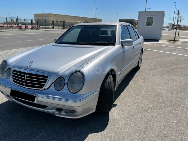 Mercedes E 270 2001, 395,500 km - 2.7 l - Bakı