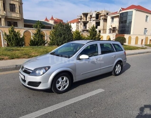 Opel Astra 2006, 130,000 km - 1.4 л - Bakı