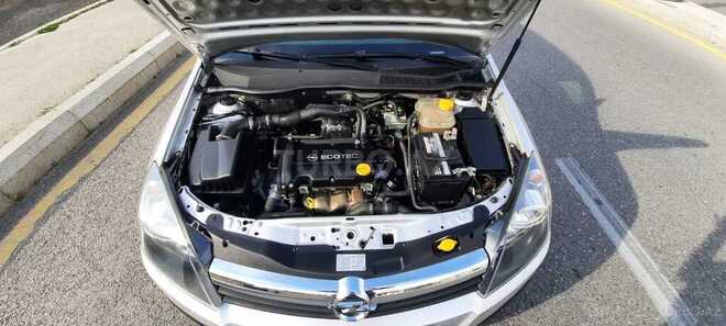 Opel Astra 2006, 130,000 km - 1.4 л - Bakı