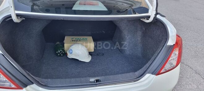 Nissan Sunny 2012, 158,000 km - 1.5 л - Bakı