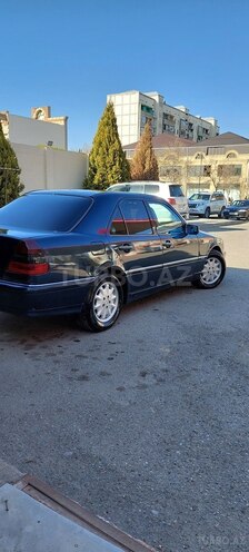 Mercedes C 240 2000, 218,407 km - 2.4 l - Gəncə