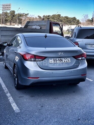 Hyundai Elantra 2015, 172,200 km - 1.8 л - Bakı