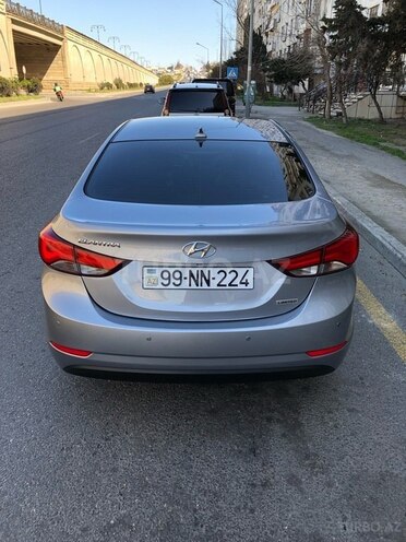 Hyundai Elantra 2015, 172,200 km - 1.8 л - Bakı