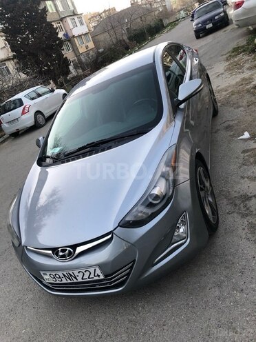 Hyundai Elantra 2015, 172,200 km - 1.8 л - Bakı