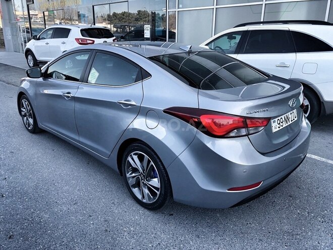 Hyundai Elantra 2015, 172,200 km - 1.8 л - Bakı