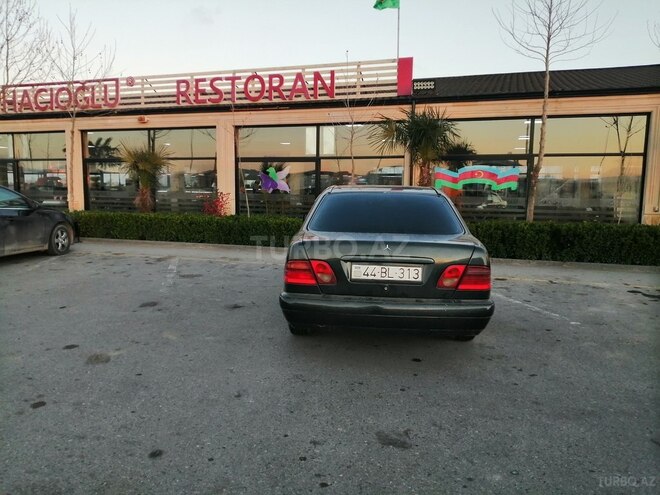 Mercedes E 220 1997, 456,789 km - 2.2 л - Bakı