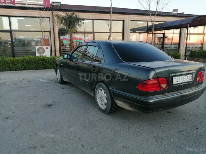 Mercedes E 220 1997, 456,789 km - 2.2 л - Bakı