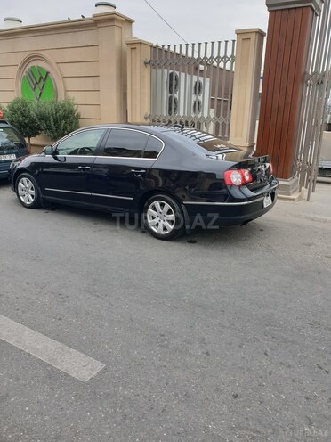 Volkswagen Passat 2005, 280,000 km - 2.0 l - Bakı