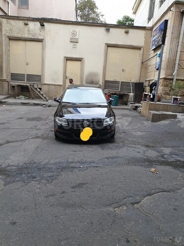 Volkswagen Passat 2005, 280,000 km - 2.0 l - Bakı