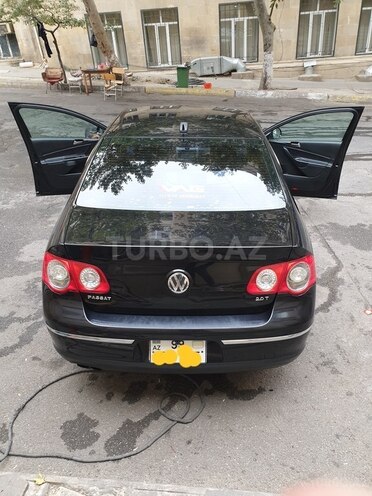 Volkswagen Passat 2005, 280,000 km - 2.0 l - Bakı