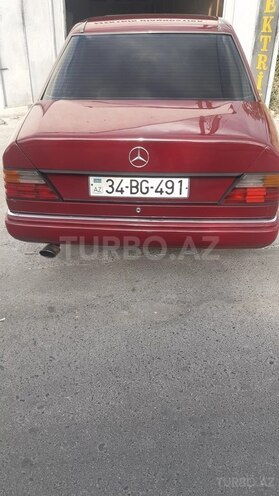 Mercedes E 250 1991, 100,000 km - 2.5 l - Şəki