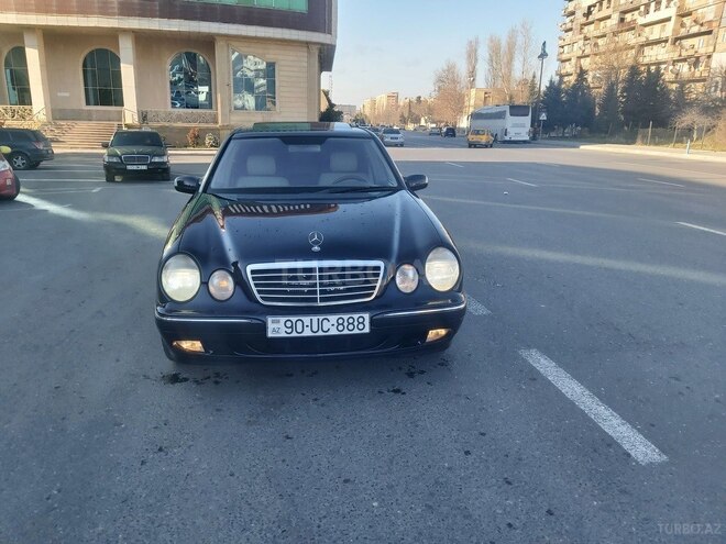 Mercedes E 240 2001, 220,000 km - 2.6 l - Bakı