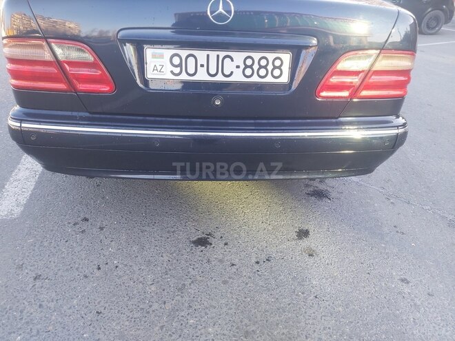Mercedes E 240 2001, 220,000 km - 2.6 l - Bakı
