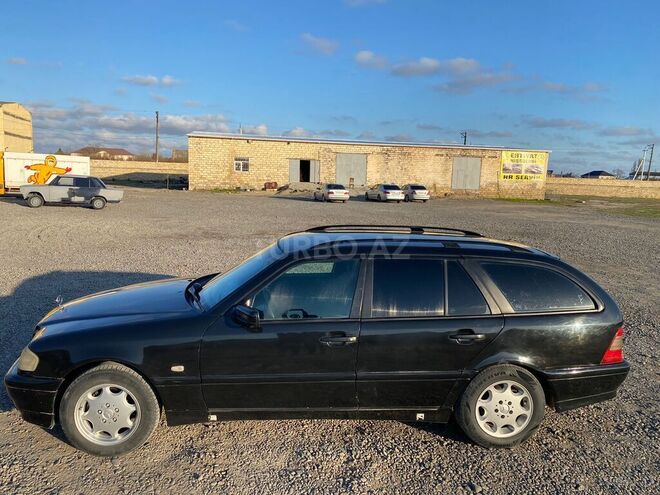 Mercedes C 200 1999, 509,470 km - 2.0 л - Salyan