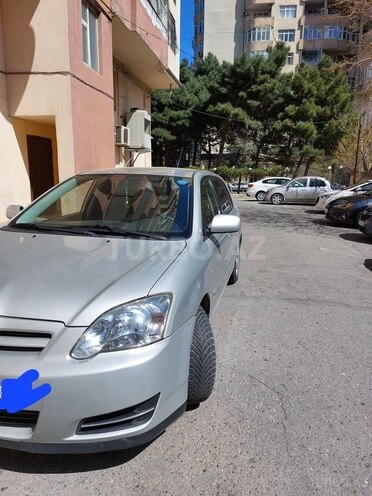 Toyota Corolla 2004, 211,293 km - 1.4 l - Bakı